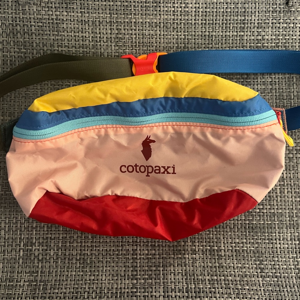Cotopaxi Hip Pack, Fanny Pack